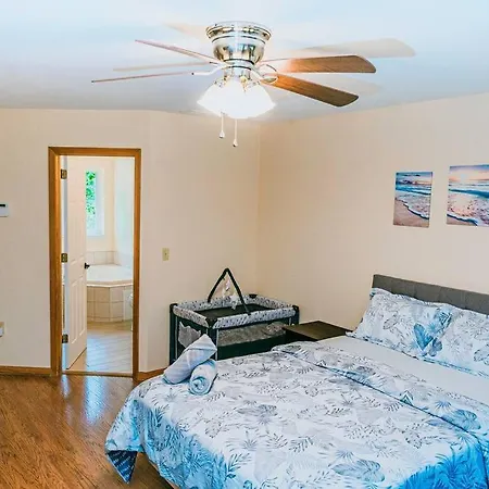 Gorgeous Cozy 5 Bedroom House With Hottub,Lake,Pool Albrightsville Exterior photo